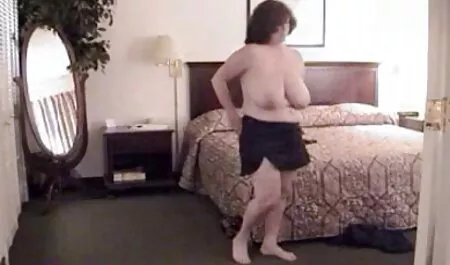 A pessoa instalou a câmera escondida na cabana video de sexso da praia