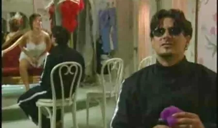 A mãe do marido se aproximou da irmã do sexo gratis 2018 marido para obter a irmã