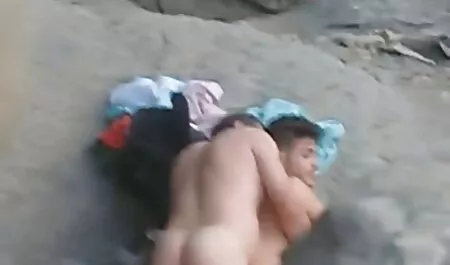 Menina videos de seco grátis veio para uma massagem