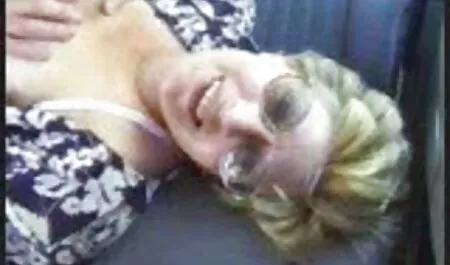 Treinador e caucasiano menina quero vídeo pornô grátis no ginásio