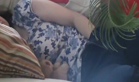 Tapete vermelho dando Bunda pono grasti
