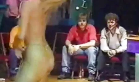 Peguei num lugar vídeo pornô pornô grátis de merda, trouxe-o e peguei-a Debaixo da Câmara