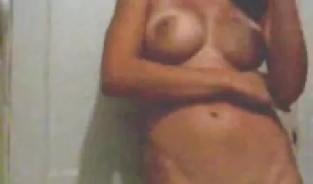 Pornô com videos gays gratis brasileiros um homem e duas lésbicas chinesas