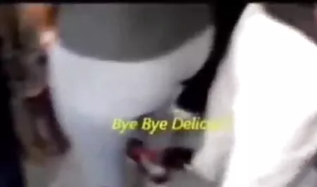 Um pouco vídeo pornô no celular doloroso, mas tolerante