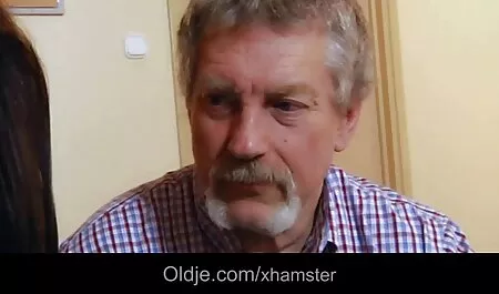Ela gosta de assistir vídeo pornô gratuito fazer o cara Pau feliz