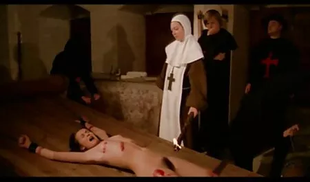 Os homens gostam de dar às meninas xixi vídeo de mulher pelada grátis