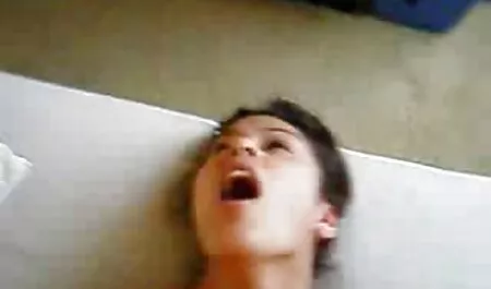 Uma menina de melhor porno gratis vinte e quatro anos chamada Evilina