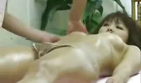 Contador chupou o pau de seu chefe e sexo zoofilia grátis o ovo
