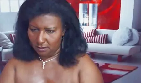 Ele dá uma senhora a mais de 40 pessoas em sua boca e as brasileirinhas pornô grátis faz com que ela sofra de câncer