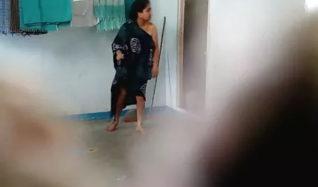 Dois peitos da video de sexo retro avó fazendo foda