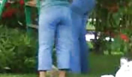 Vermelho garota adora foder na frente da videos de aexo gratis Casa
